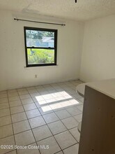 836 Glencove Ave NW in Palm Bay, FL - Building Photo - Building Photo