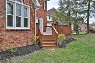 14404 Brook Forest Pl in Louisville, KY - Building Photo - Building Photo