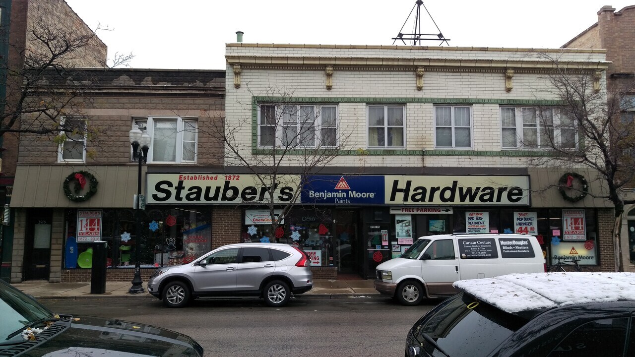 3915 N Lincoln Ave in Chicago, IL - Building Photo