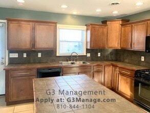 6304 Stephen in Brighton, MI - Building Photo - Building Photo