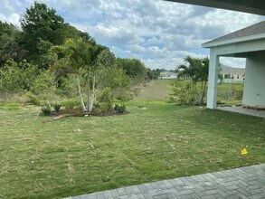 5228 Wishing Arch Dr in Apollo Beach, FL - Building Photo - Building Photo