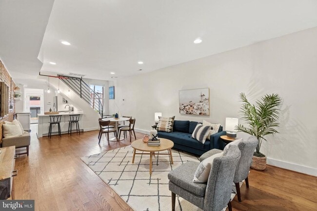 1029 Euclid St NW in Washington, DC - Building Photo - Building Photo