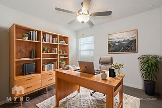 2764 Ctr Crk Ln in Fort Worth, TX - Foto de edificio - Building Photo