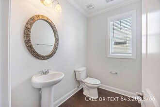 2219 Midden Dr in Mount Pleasant, SC - Building Photo - Building Photo