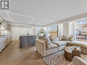 449 Walmer Rd in Toronto, ON - Building Photo - Building Photo