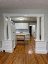 34 Titcomb St in Newburyport, MA - Building Photo - Building Photo