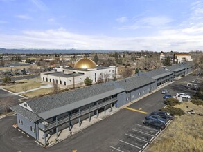 High Line Flats in Aurora, CO - Building Photo - Building Photo