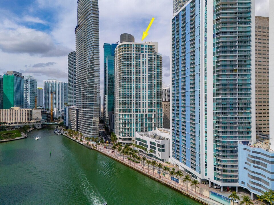 300 S Biscayne Blvd, Unit 2006 in Miami, FL - Foto de edificio