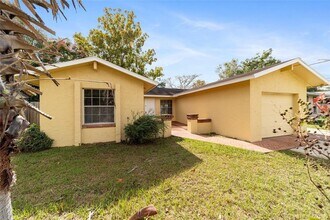 1810 NE 29th Pl in Ocala, FL - Building Photo - Building Photo