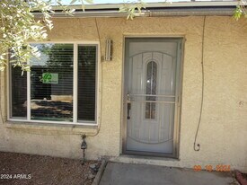 341 E Vogel Ave in Phoenix, AZ - Building Photo