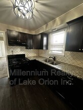 111 W Cornell Ave in Pontiac, MI - Building Photo - Building Photo