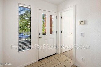 330 S Farmer Ave in Tempe, AZ - Building Photo - Building Photo