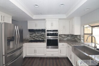 10050 Carissa Ln in Spring Valley, CA - Building Photo - Building Photo