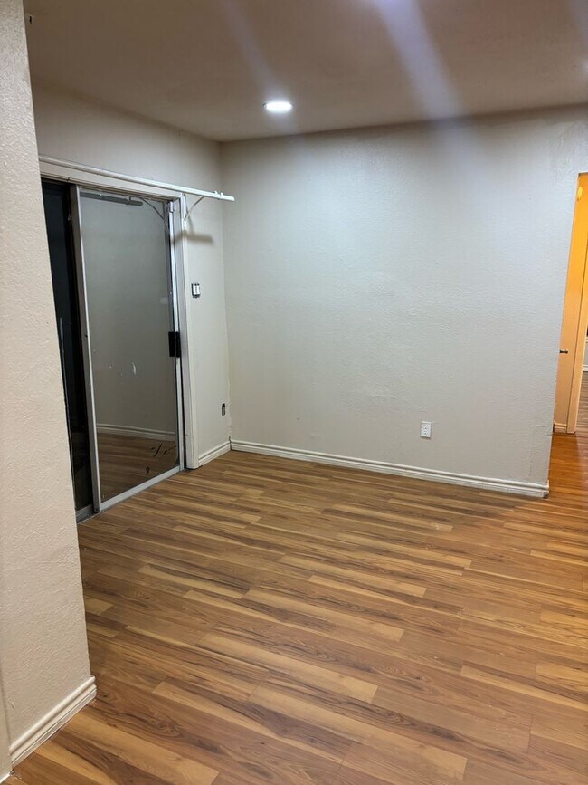 907 W Kern Rd in Killeen, TX - Building Photo - Building Photo