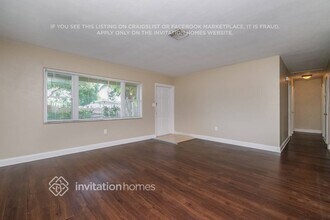 8490 75th Pl in Seminole, FL - Building Photo - Building Photo