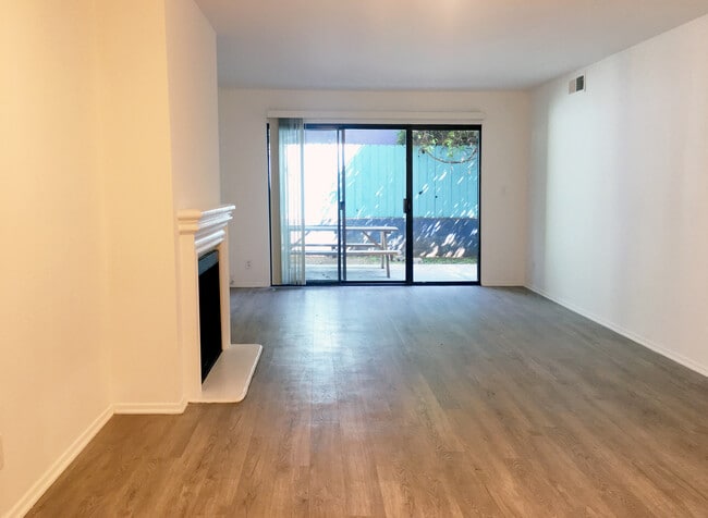 4627 Finley Ave, Unit 101