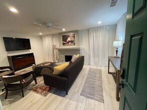 701 NE 24th St in Oklahoma City, OK - Foto de edificio - Building Photo