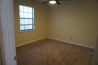 511 Mansion St in Wetumpka, AL - Foto de edificio - Building Photo