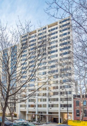1320 N Dearborn St, Unit 10E in Chicago, IL - Building Photo