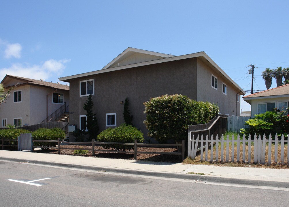 143 Elkwood Ave in Imperial Beach, CA - Building Photo