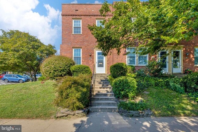 property at 1500 S Barton St