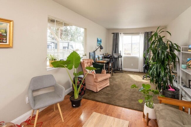 property at 611 NE Innes Ln