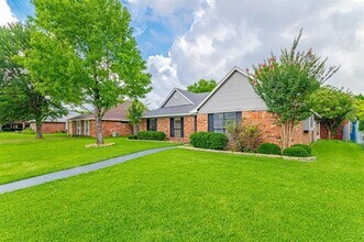 3618 Flagstone Ave in Rowlett, TX - Building Photo - Building Photo