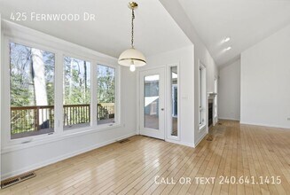 425 Fernwood Dr in Severna Park, MD - Building Photo - Building Photo