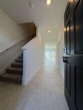 7805 WATERSCAPE Dr in Groveland, FL - Building Photo - Building Photo