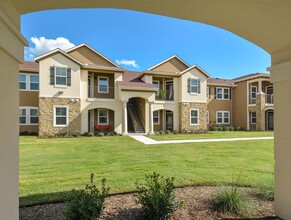 Gristmill at Tuscany Park in Arcola, TX - Building Photo - Building Photo