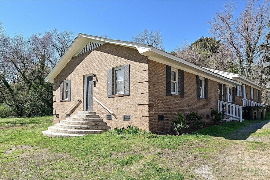 306 E Hudson St in Monroe, NC - Building Photo