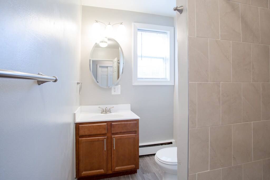 Union Grove Apartments in Barrington, NJ