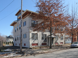 2111 13th Ave S Apartments