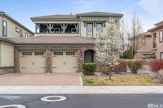 10885 Pentwater Dr in Reno, NV - Building Photo - Building Photo