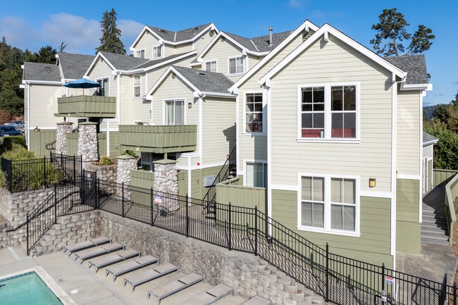Baytree Apartments in Scotts Valley, CA - Foto de edificio - Building Photo