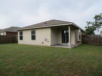 1004 Whitley Dr - 18