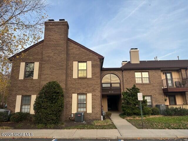 property at 1011 Wellington Pl