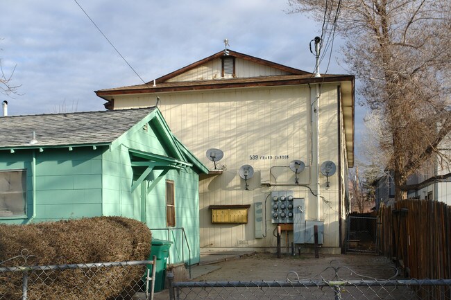 539 Grand Canyon Blvd in Reno, NV - Foto de edificio - Building Photo