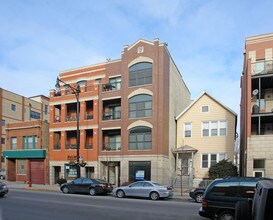 1724 W Belmont Ave in Chicago, IL - Building Photo - Building Photo