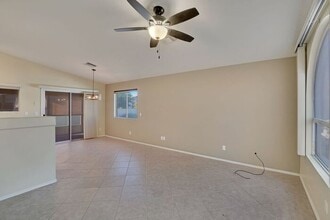 98 E Futurity Pl in Oro Valley, AZ - Foto de edificio - Building Photo