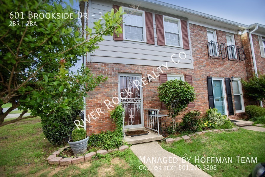 601 Brookside Dr in Little Rock, AR - Foto de edificio