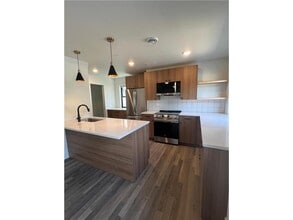 131 W 46th St in Minneapolis, MN - Building Photo - Building Photo