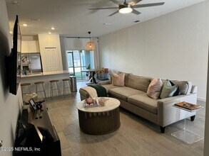 3959 Whippoorwill Holler Ln in Jacksonville, FL - Building Photo - Building Photo