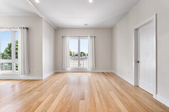 488 Dorchester Ave in Boston, MA - Building Photo - Building Photo