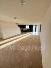 8932 Coyote Blf Dr in Reno, NV - Building Photo - Building Photo