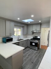 4 Camino Del Cielo in Orinda, CA - Building Photo - Building Photo