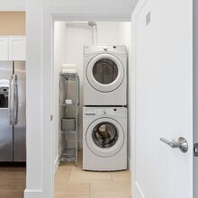 2407 8th Ave S in Nashville, TN - Building Photo - Building Photo