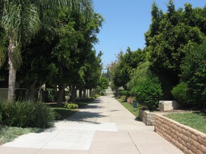 4822 Hollow Corner Rd, Unit 273 in Culver City, CA - Foto de edificio - Building Photo