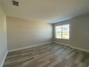 34273 Radley Wy in Zephyrhills, FL - Building Photo - Building Photo