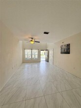 16306 Parkstone Palms Ct in Tampa, FL - Building Photo - Building Photo